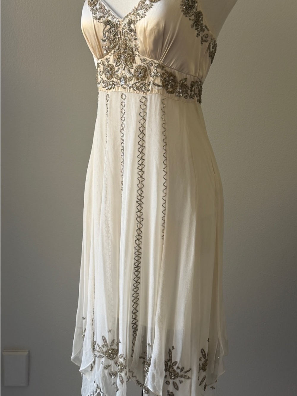 Sue Wong Ivory Halter Embellished Empire Waist Dress - Picture 4 of 12